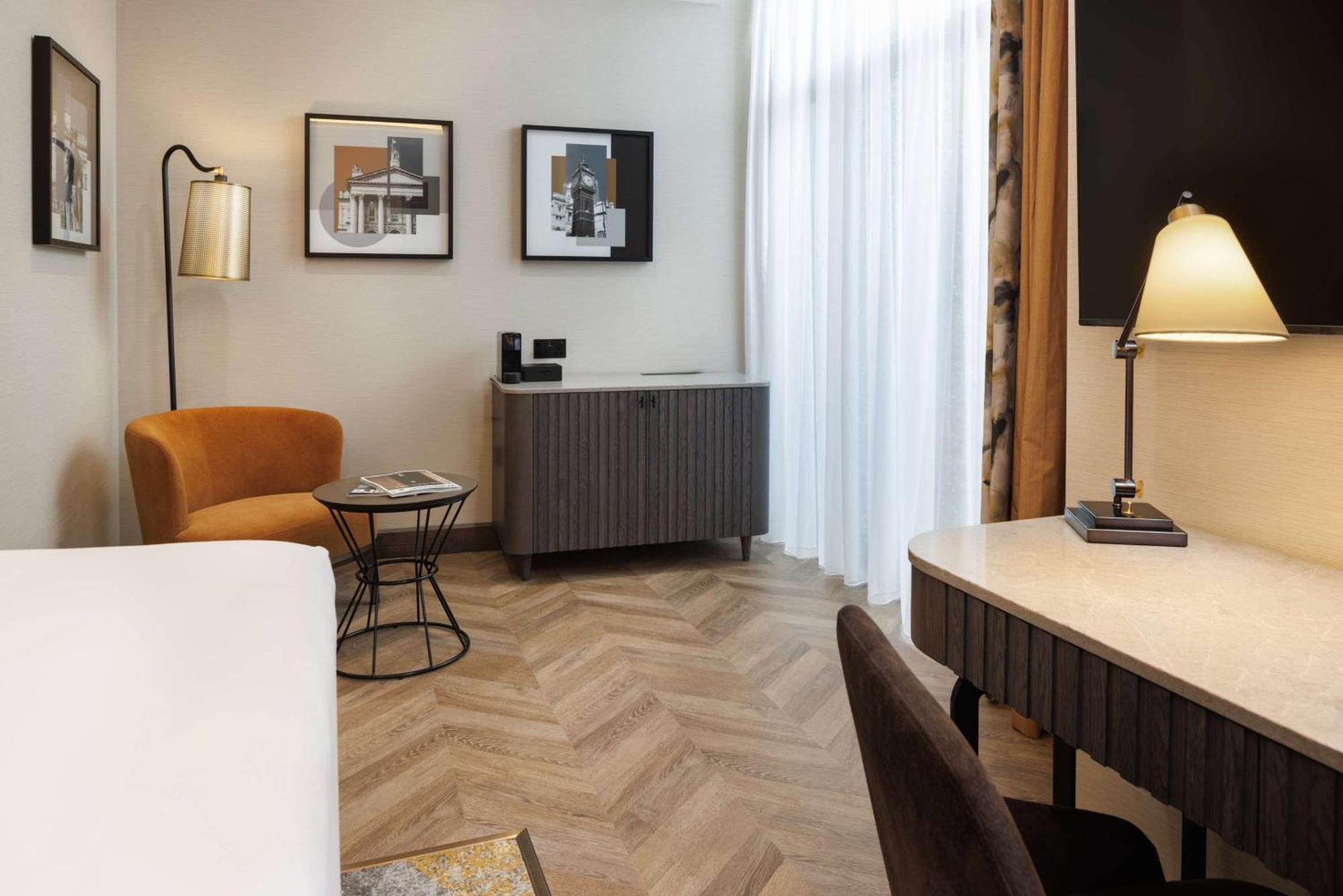 Doubletree By Hilton Victoria Londra